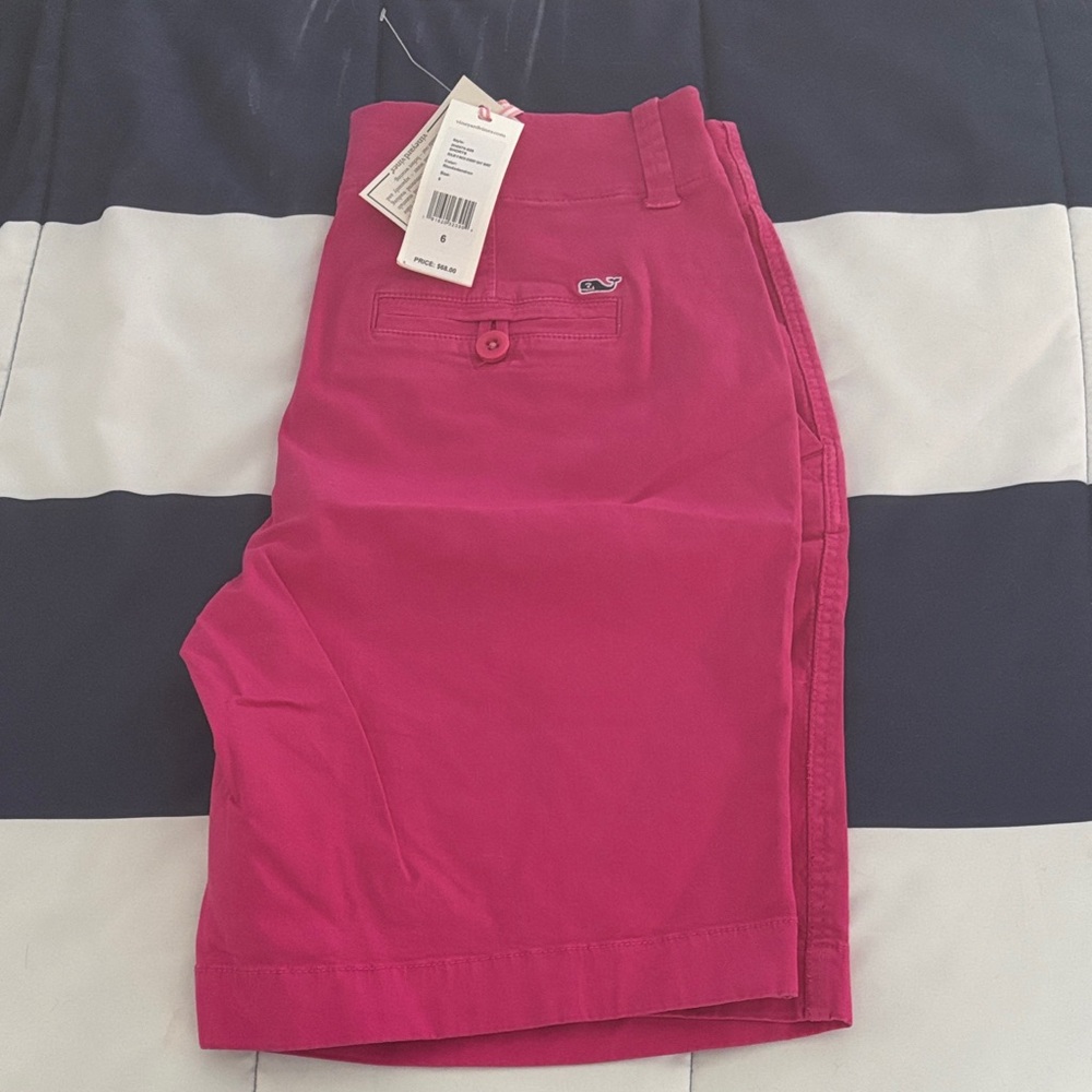 Vineyard Vines Fuchsia Women's Shorts